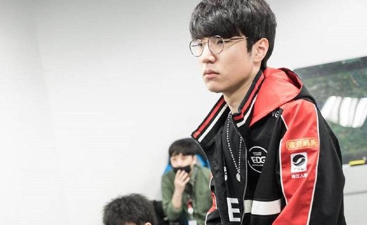 巨星的交集 巨星的交集